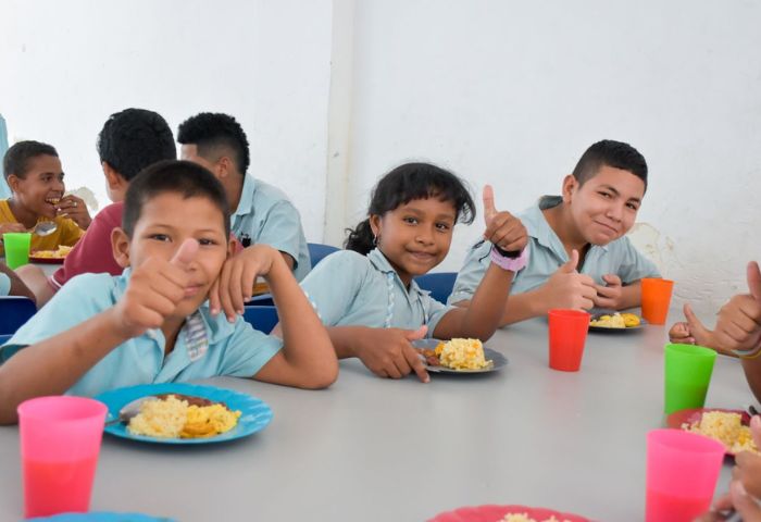 Con PAE desde el primer día, más de 95 mil estudiantes regresan a clases