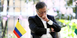 «Petro es irresponsable, confunde su ideología personal”: presidente de Bolivia