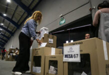 Se prohíbe el uso de celulares y otros dispositivos en mesas de votación