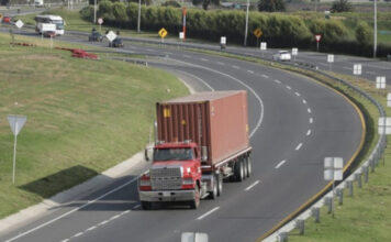 Fedetranscarga pide al Gobierno restablecer tránsito en vía a Buenaventura