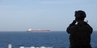 Irán insiste que su dominio sobre Ormuz y programa nuclear no se negocian