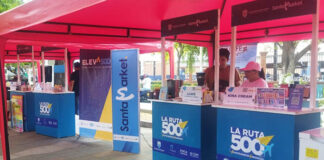 Emprendedores presentaron sus productos en la feria Santa Market
