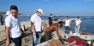 Instituciones intervienen lancha hotel de habitantes de la calle en la Bahía