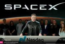 Elon Musk toca la campana en la sesión de debut de Spacex en el Nasdaq
