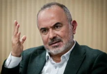 Por decir la verdad, Petro echó al ministro de Justicia