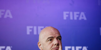 Dimite Carlos Cordeiro, asesor de Infantino, por plan para vender el mundial