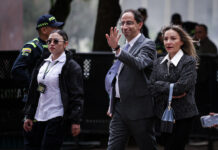 Dando resultados: Vicepresidente por fallo judicial que para contrato en la UNP