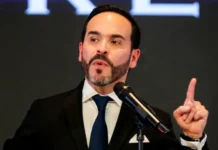 De La Espriella presenta ejes del empalme y advierte: «aquí nadie tiene corona»