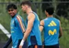 Argentina y España entrenan bajo una nube de humo