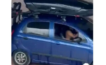 Conductor del Spark que intentó cruzar puente peatonal reaparece y desafía a Galán y la Secretaría de Movilidad