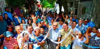 Alcalde entregó nueva vía pavimentada en el barrio Simón Bolívar