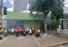 Incendio causó pánico en local de motos eléctricas