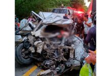 Tres muertos dejó choque entre camión y carro en Zona Bananera