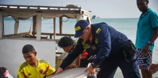 Armada envía otras 138 toneladas de ayuda a damnificados del terremoto