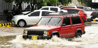¡AGUACERO! Vías colapsadas y afectaciones en la movilidad