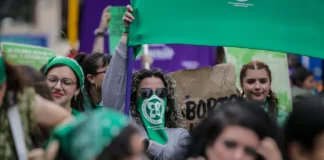 Causa justa pide al estado eliminar barreras para acceder al aborto