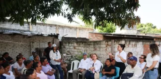 Gobierno de Carlos Pinedo da curso al cumplimiento de compromisos con Milagros 1 y 2 y Villa Estadio