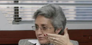 Ministra de Educación cuestiona política de derechos sexuales y pide derogar resolución