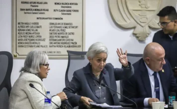 “Desastre del modelo de salud del magisterio no puede continuar”: MinEducación