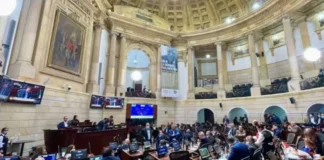 Contrarreforma pensional fue radicada en el Congreso: senadores explican en qué consiste